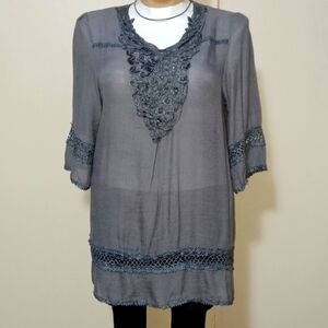 MAD style women top size medium in a beautiful gray with lots of lace bl…